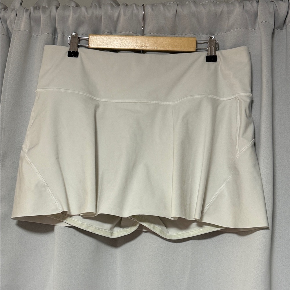 Athleta Women's White Ace Tennis Skort